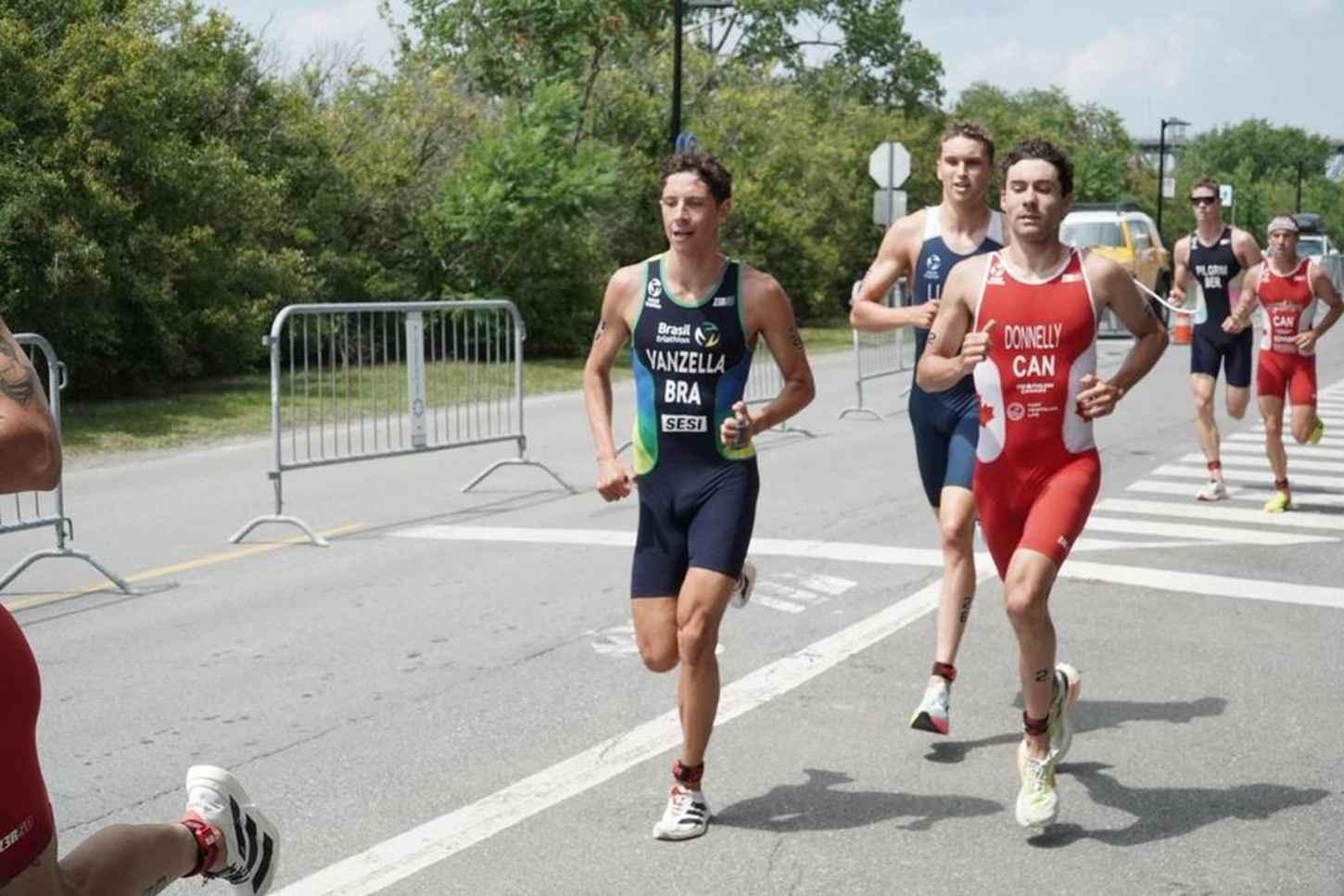 Luigi Vanzella compete em duas provas da Americas Triathlon Cup, no Chile
